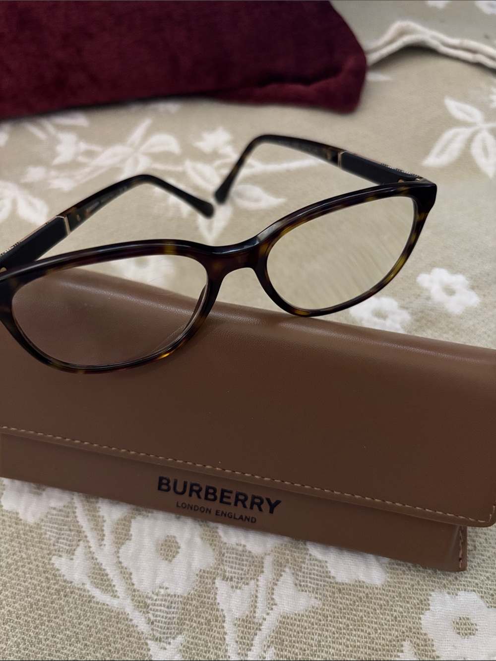 Burberry Tortoiseshell Women's Cat-Eye Glasses - Brown/Black